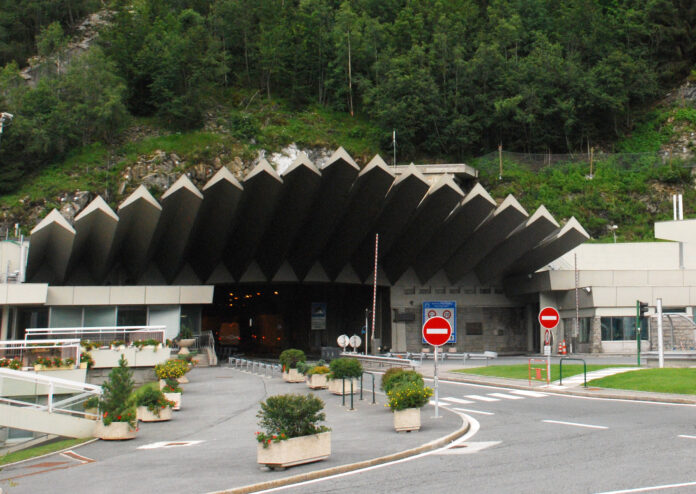 Mont_Blanc_Tunnel_ Zatvaranje tunela Mont Blanc