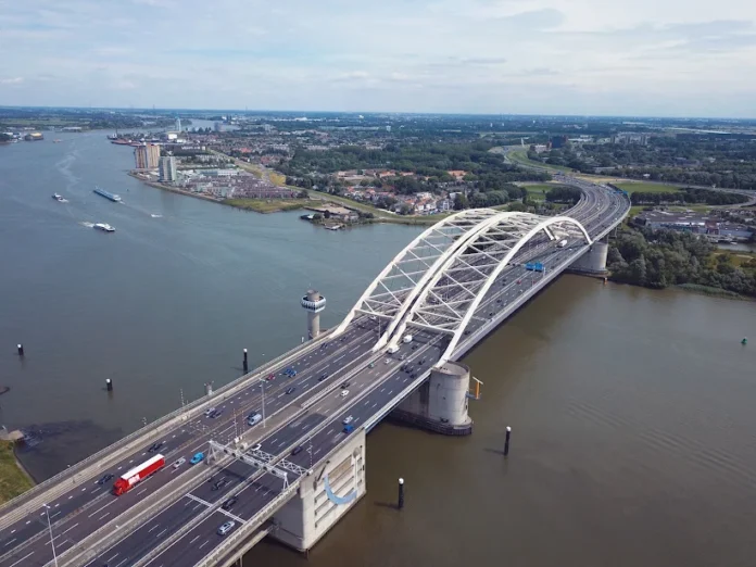 Zatvaranje A16 Rotterdam Zatvaranje A16 Rotterdam